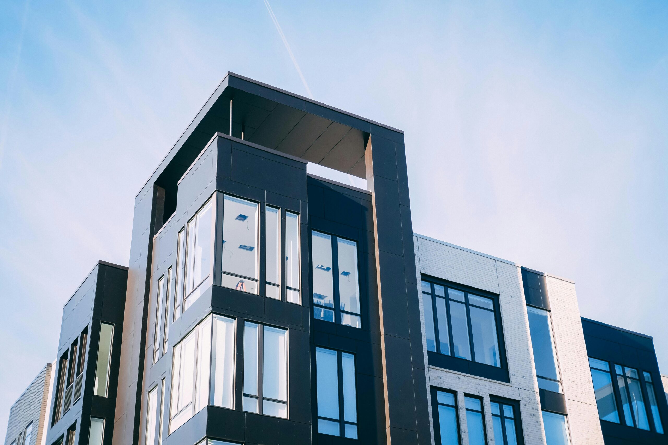 Why More Businesses Invest in Manila Property