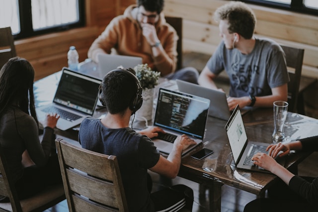 Managed IT Services: Supporting Business Growth Behind the Scenes