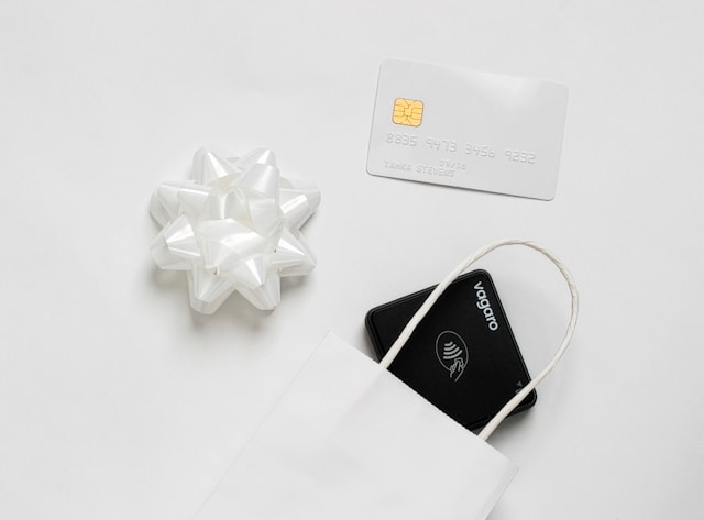 Business Gifts in Singapore How Companies Make a Lasting Impression